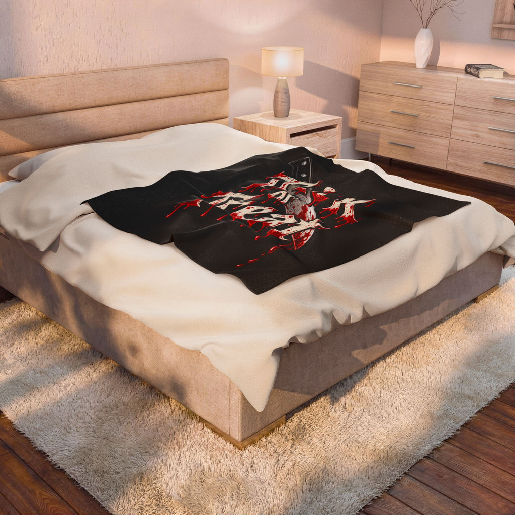 Halloween Trick or Treat Plush Blanket — Spooky Blood-Drip Velveteen Throw